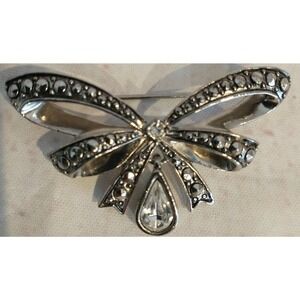 VINTAGE AVON BIRTHSTONE BOW PIN BROOCH FAUX MARCASITE APRIL Birthday Gift 1994